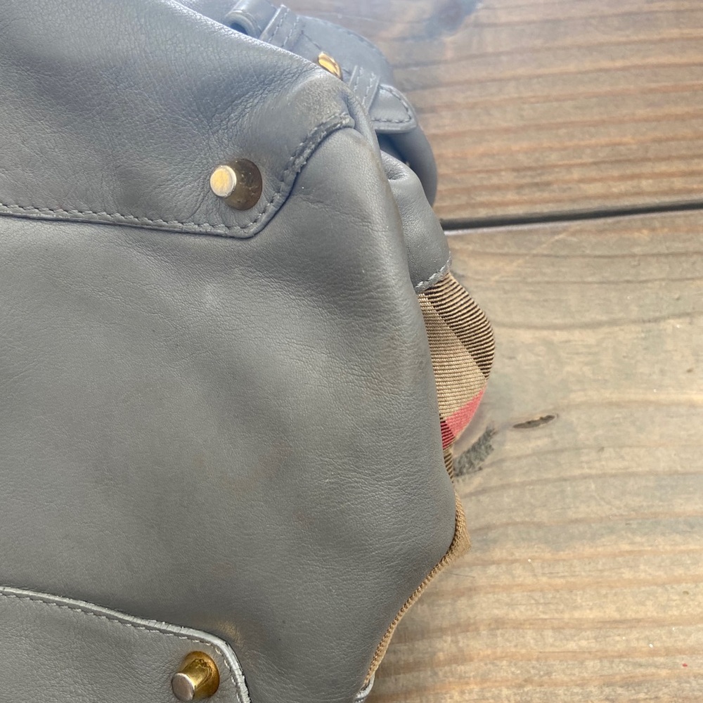 Authentic Burberry Handbag - Picture 13 of 14